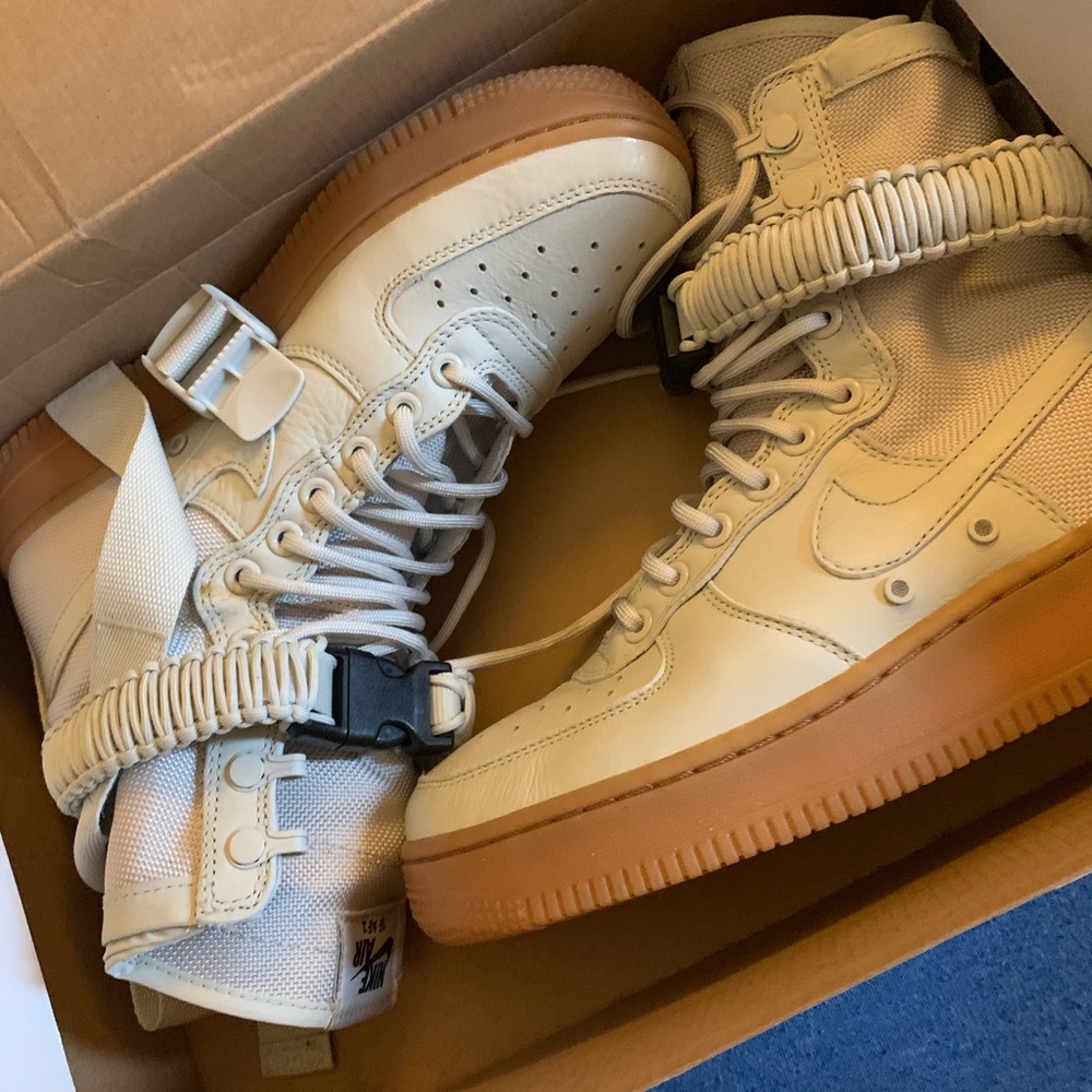 Women’s “Special” Air Forces!! BRAND NEW